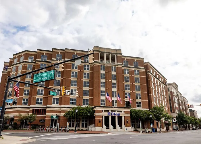 Hilton Alexandria Old Town