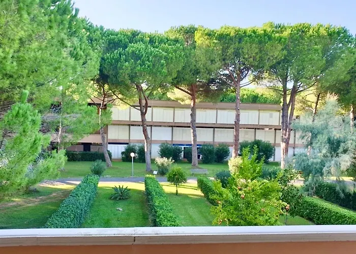 Isa-Holiday Homes From 400 To 900 M From The Beach, Apartments 6 Beds