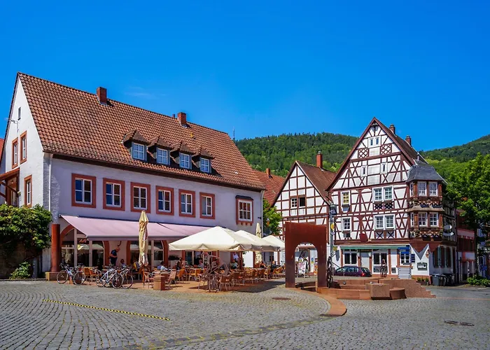 ROMANTIC-Apartment - Altbauflair mit Dachterrasse&Waldblick, Maisonette, 80m2