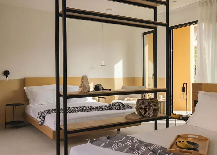 Marea Luxury Suites