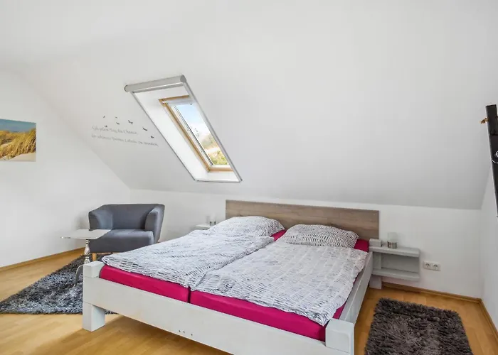 2 Bedroom Beautiful Apartment In Wendisch Evern