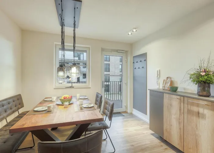 2 Bedroom Lovely Apartment In Nordstrand