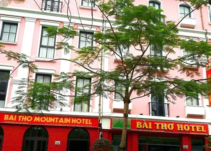 Bai Tho Mountain Hotel