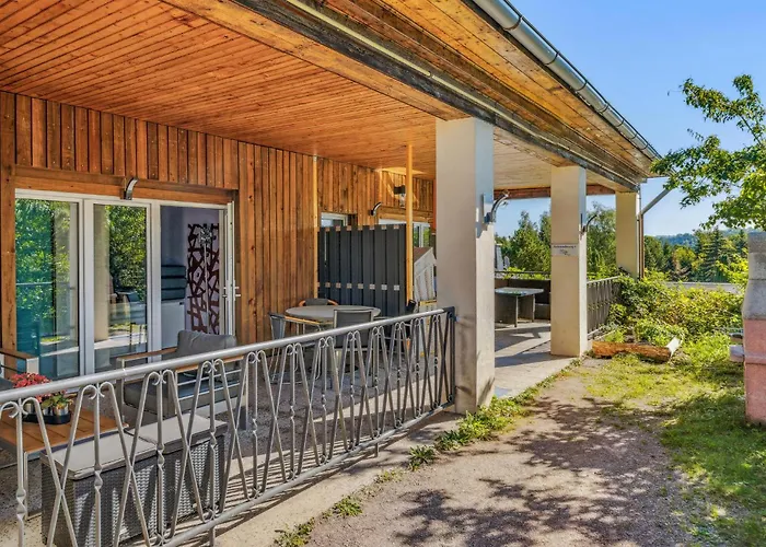 Nice Apartment In Zeulenroda-Triebes With Sauna