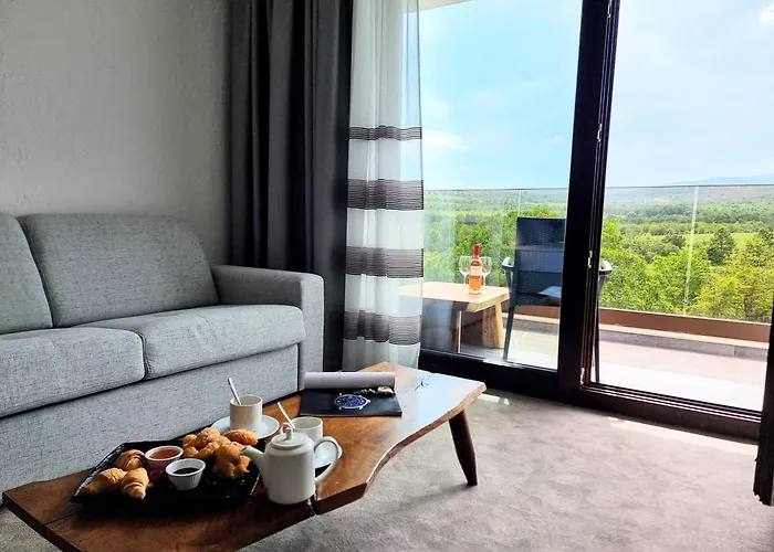 Wine & Spa Complex Starosel