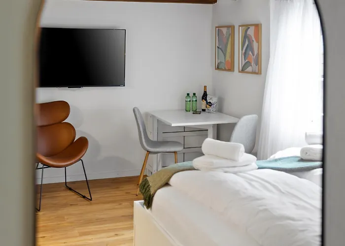 Ariser - Zug Unique Apartment In Historic 15Th Century Building
