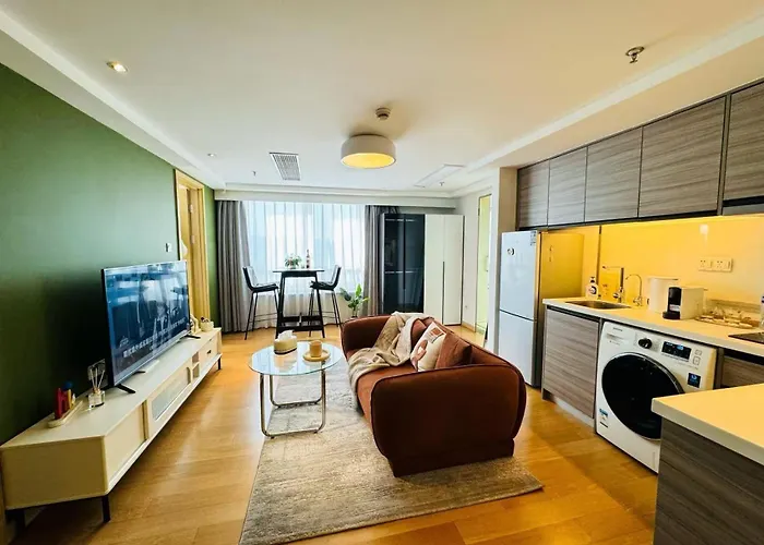Shanghai Lerongju Boutique Apartment Metro Line 8 20Meter