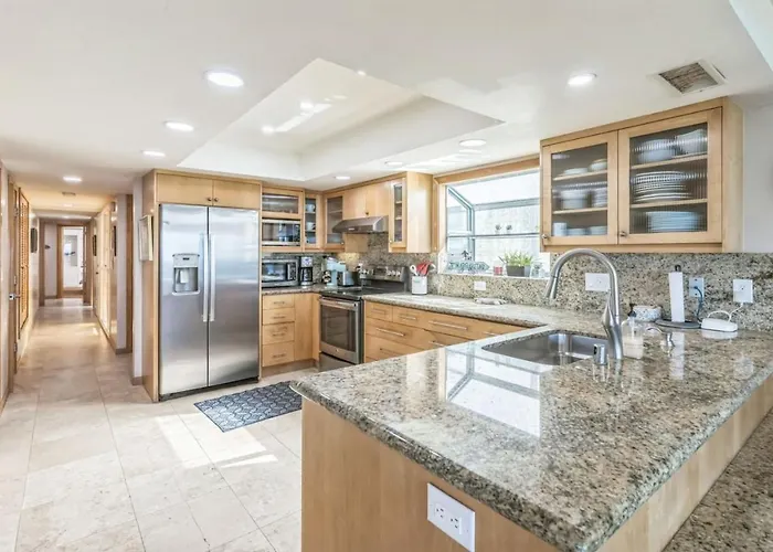 Ocean View Beach House Ocean View Beach House-Str14-0105 & Str14-0133