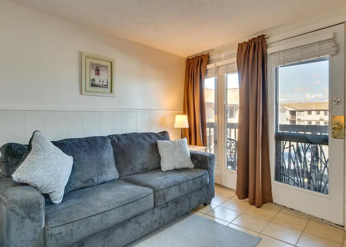 'Beachfront 16' Condo On Old Orchard Beach