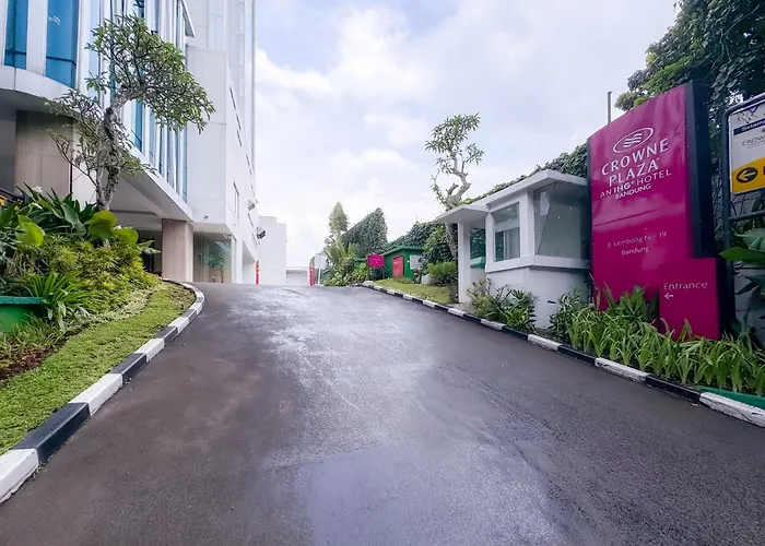 Crowne Plaza Bandung, an IHG Hotel