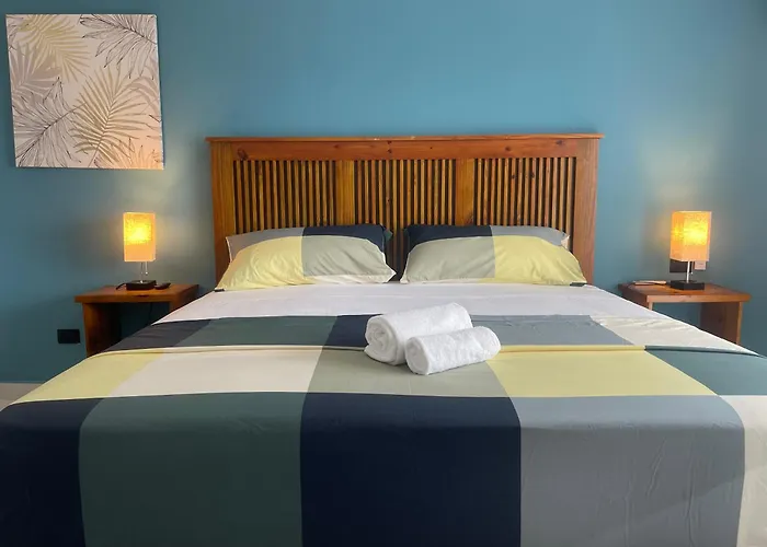 All Seasons Hotel