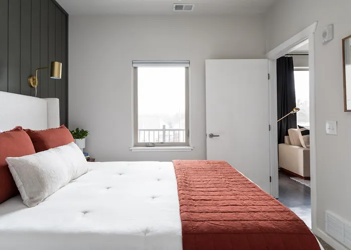Curated, New Build Condo On Tart Trail, With Bikes