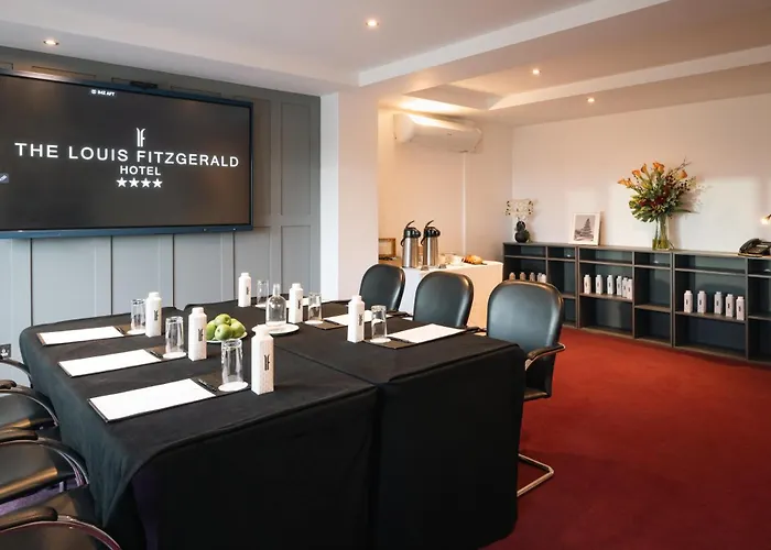 Louis Fitzgerald Hotel