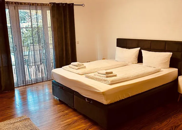 Apartments Maxim