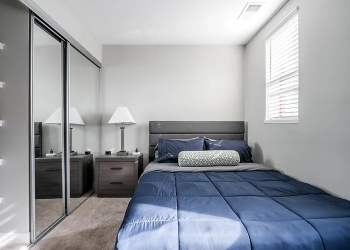 Modern Mass Ave 1Br Apartment With Kitchen