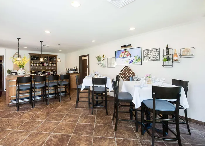 Hampton Inn & Suites Dobson