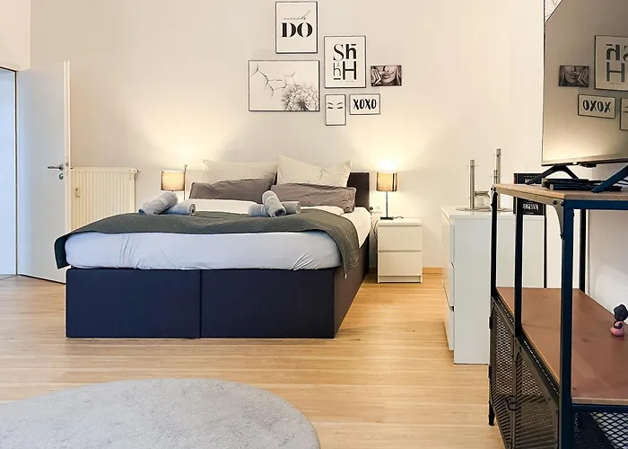 Qonroom - As Individual As You - Oeynhausen City