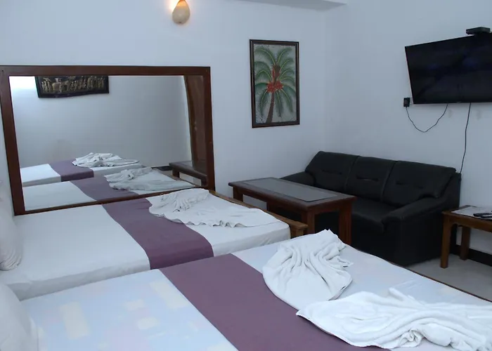 Lavinia Blue Hotel