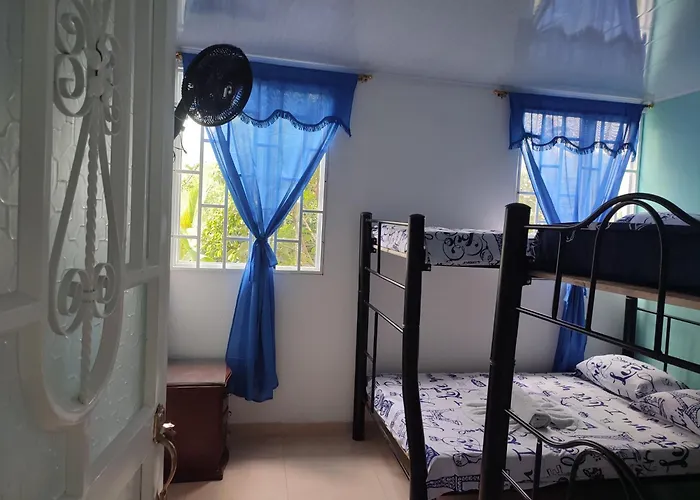 Hospedaje Luna Azul