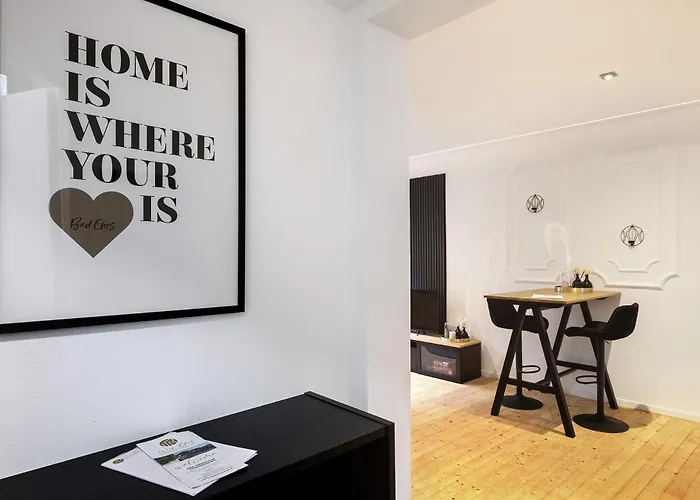 Vintage Apartment 2 Black am Kurpark von Bad Ems