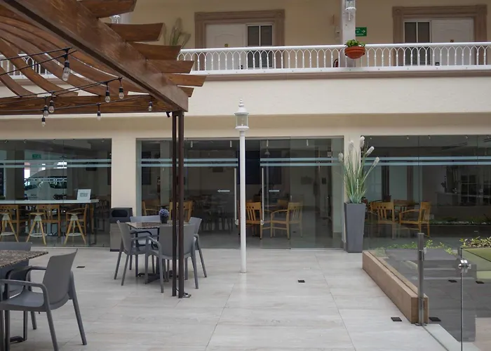 Best Western PLUS Monterrey Colón