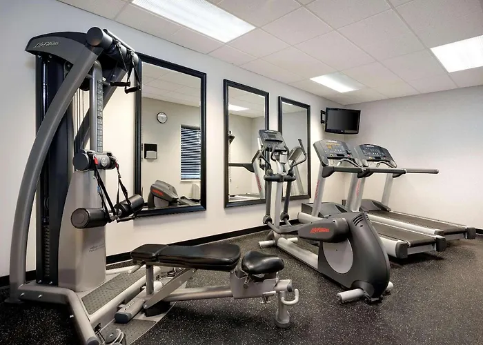 Country Inn & Suites By Radisson Albertville Near Outlet Mall