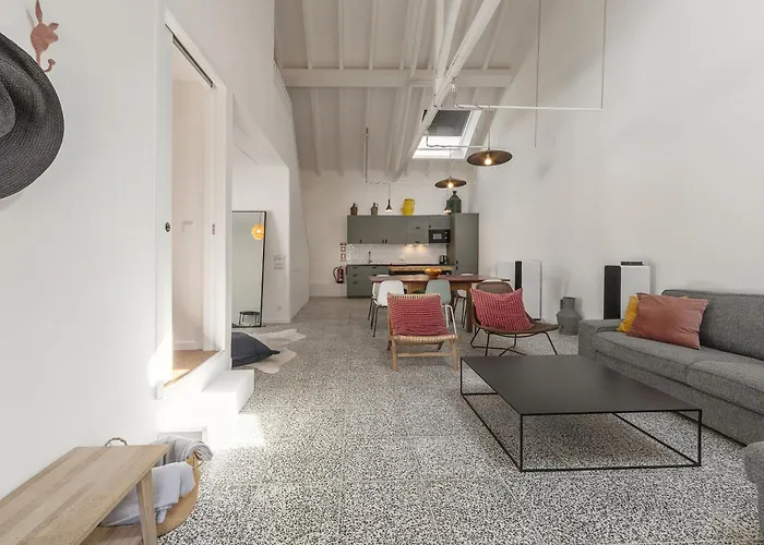 Arneiro Garden House