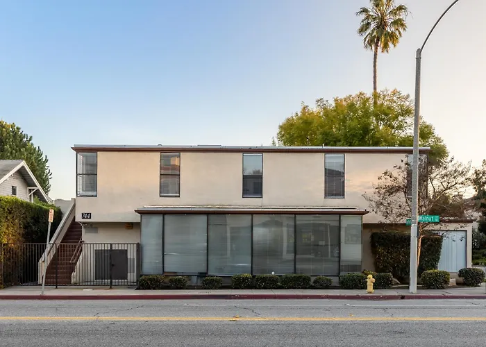 Walking Distance To Caltech Convention Center Pasadena Landmark Room