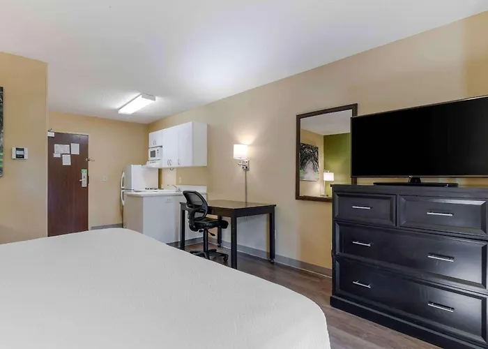 Extended Stay America Suites - Detroit - Madison Heights
