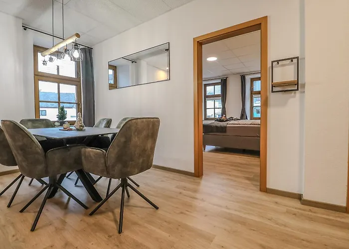 Familien Aktiv Oase an der Mosel, nähe Bernkastel, Zentrale Ausgangslage ,120 qm, Frühstücksservice