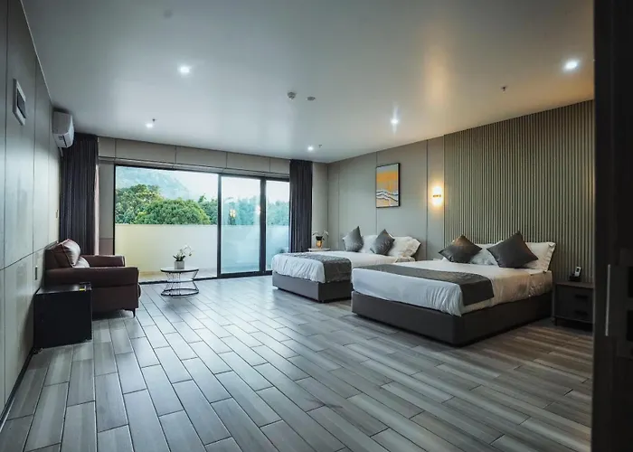 Taufusi Hotel