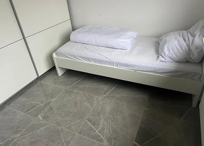 Benk 24H Apartment Nr 1 Perfekt für bis zu 6 Personen