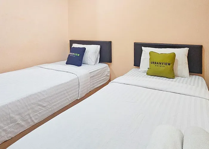 Urbanview Mj House Syariah Bandung