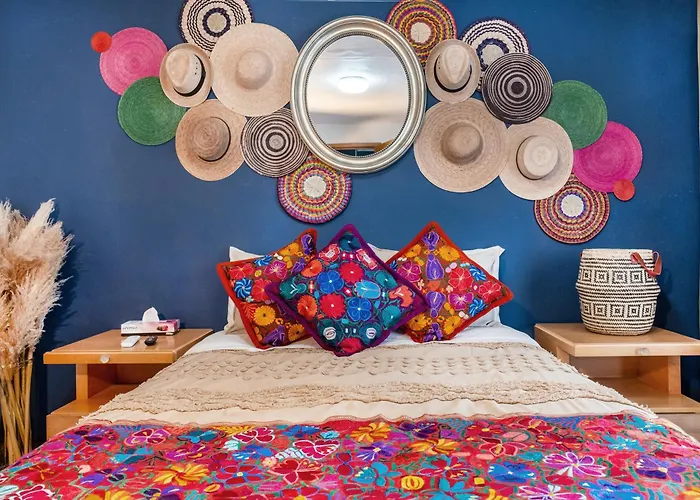 Homestal California Hostal En Tlaquepaque
