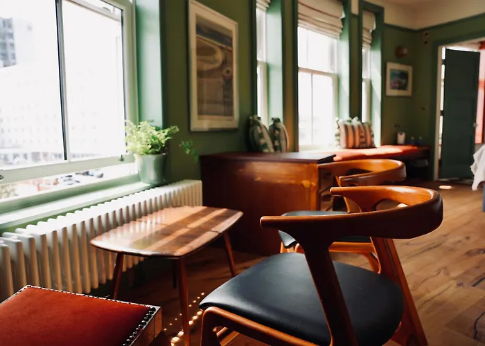 The London & Paris Hotel