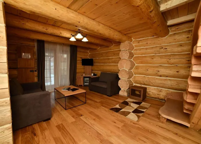 Hotel Emrovic Raj