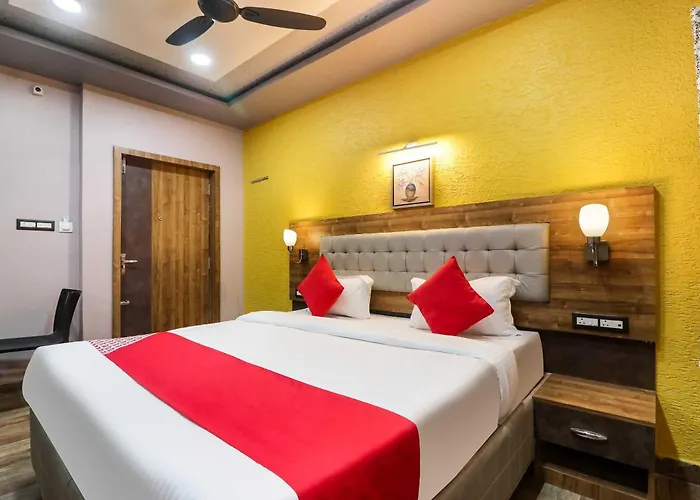 Hotel O Padma Manor