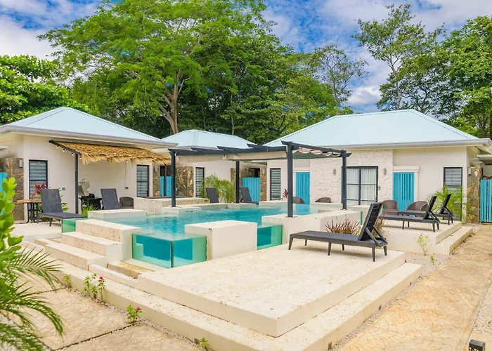 Villas Vr Beachwalk Avellanas