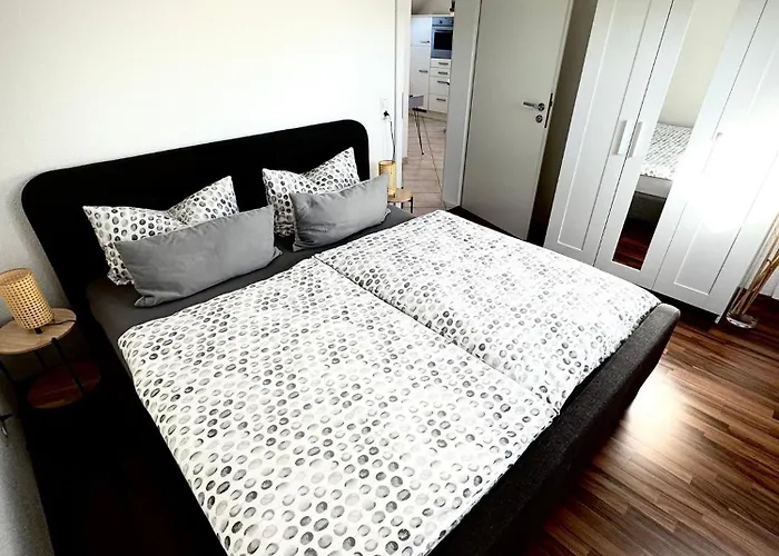 Ferienwohnung Blumenfeld