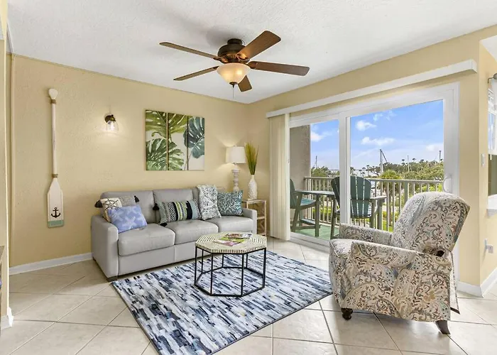 Haven Harbor Getaway