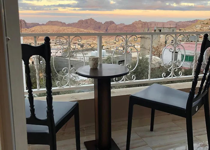 Eighth Wonders Hotel