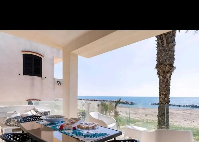 Sea House Tonnara