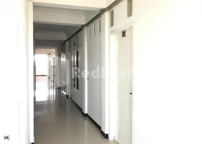 Hotel Gamary Redpartner Sidorejo
