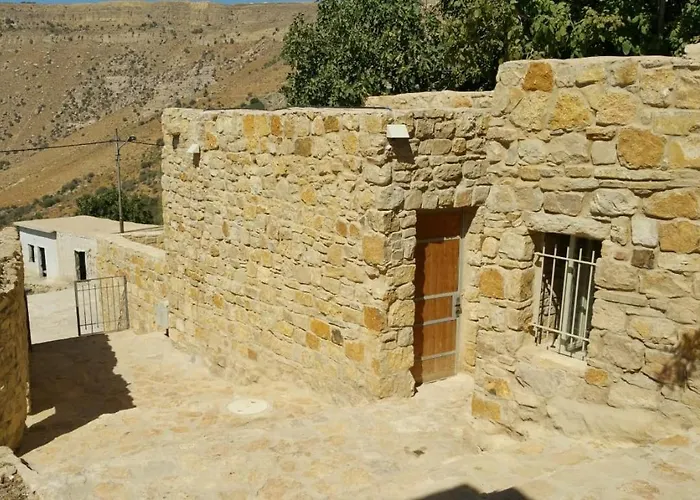 Fig Tree Hotel