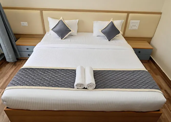 Hometown Sharu'S Inn A Luxury Hotel