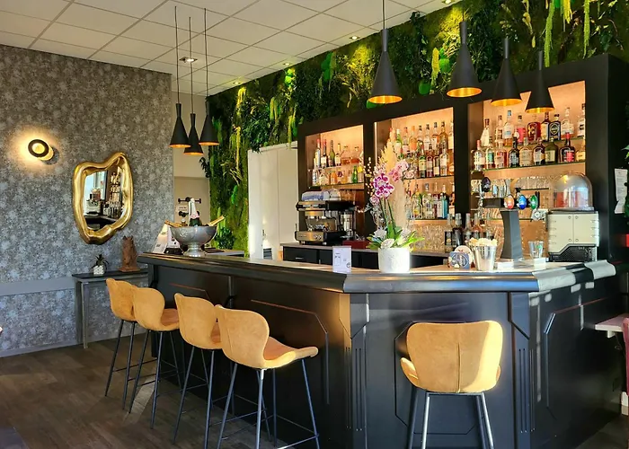 Hotel Restaurant Du Parc Saumur Logis Elegance