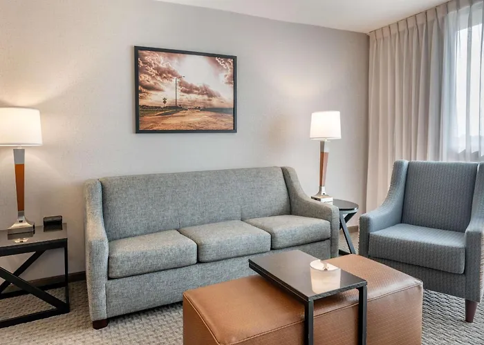 Drury Inn & Suites Champaign