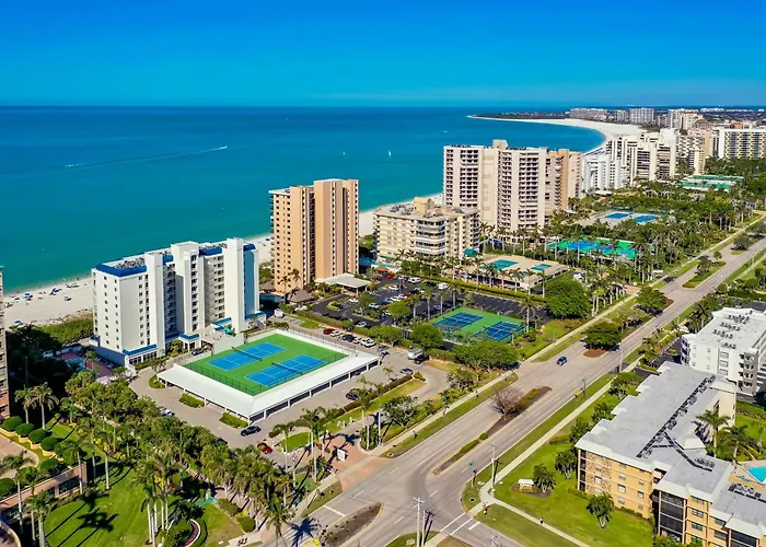 Renovated I Beachfront I Extended Balcony