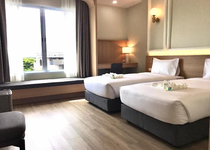 Mayflower Grande Suite Hotel
