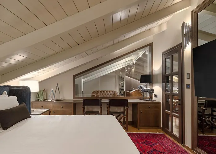 Stoes Boutique Hotel